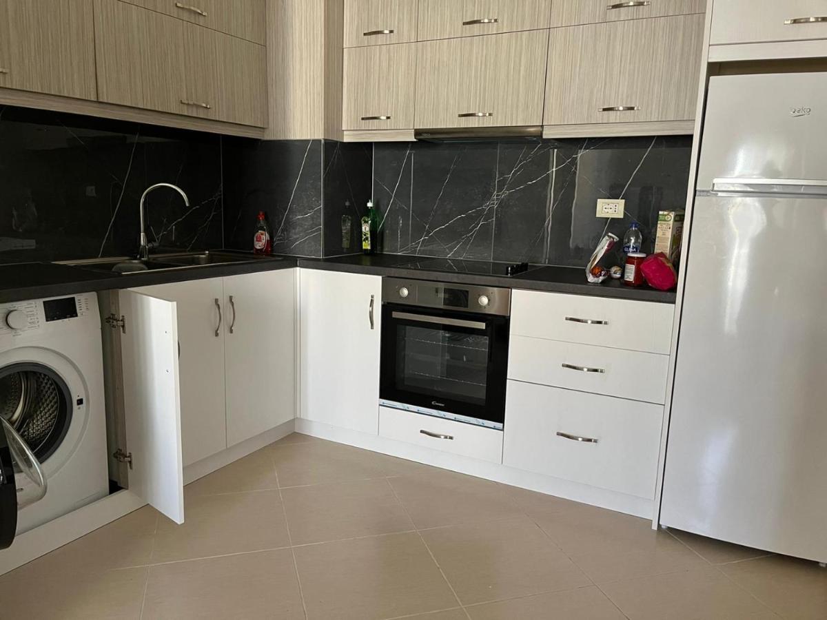 Saranda City Center & Beach Apartament 2 Bed Room Ngoại thất bức ảnh
