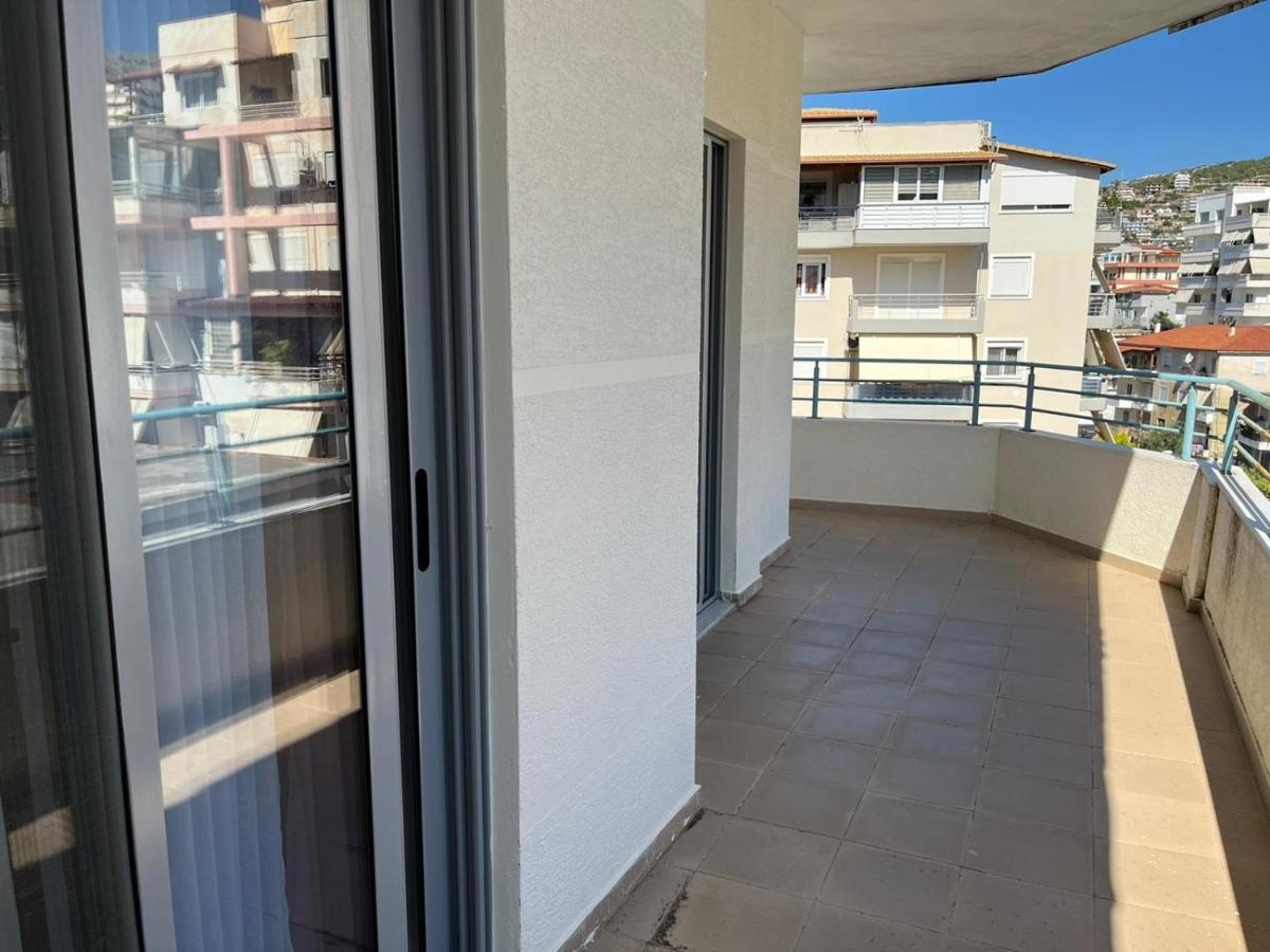 Saranda City Center & Beach Apartament 2 Bed Room Ngoại thất bức ảnh
