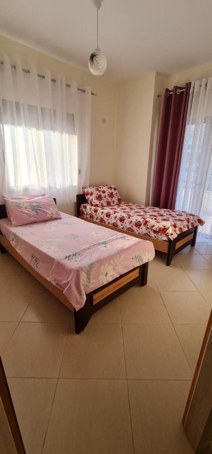 Saranda City Center & Beach Apartament 2 Bed Room Ngoại thất bức ảnh